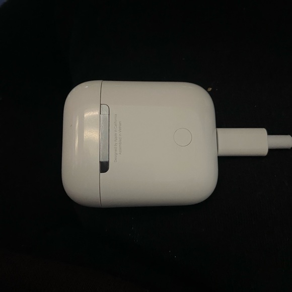 Apple Airpods (2nd Generation) - Picture 5 of 5